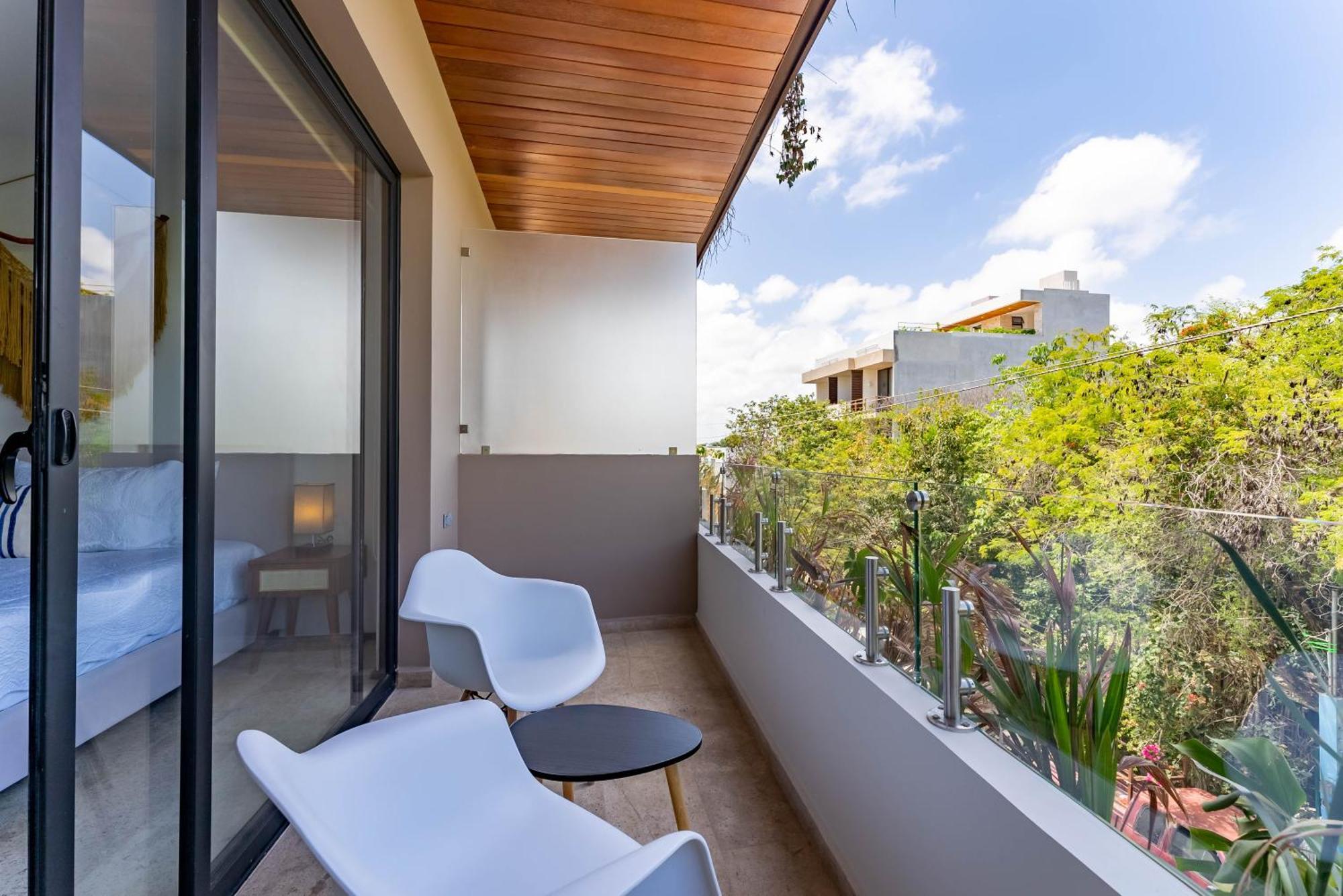 Menesse Apartments Тулум Екстериор снимка
