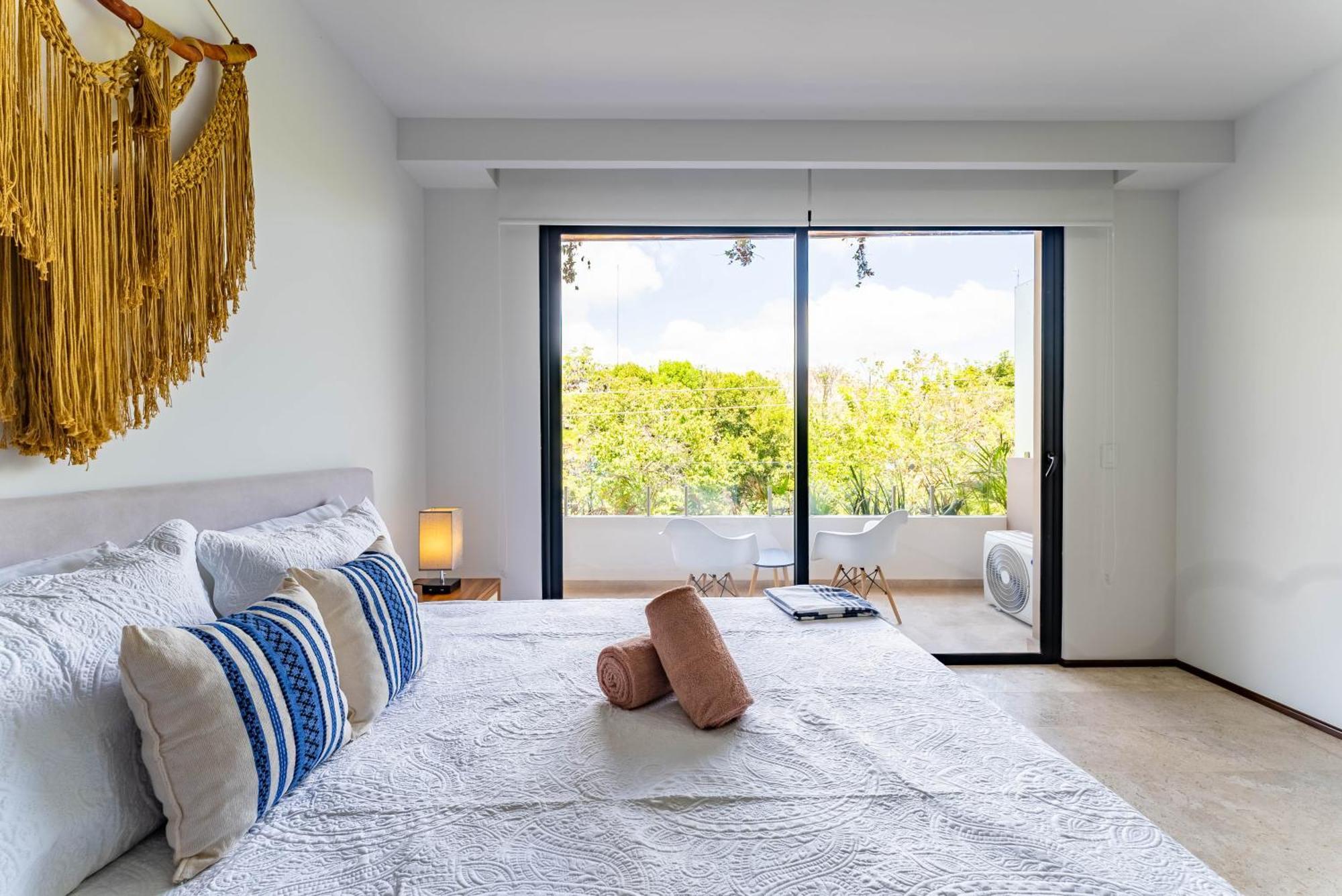 Menesse Apartments Тулум Екстериор снимка